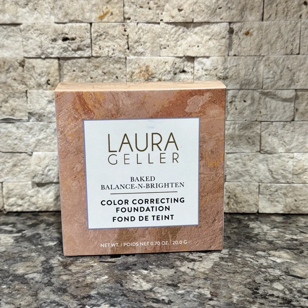 Laura Geller Baked Balance-n-Brighten Color Correcting Foundation -Fair - 0.70oz